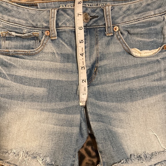 2 for $25 AMERICAN EAGLE JEAN Shorts Women’s Size 6 AE Midi Distressed Raw Hem - Picture 11 of 12